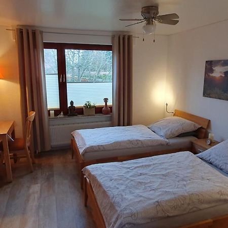 Ruhige Gästesuite mit Frühstück Rhauderfehn Exterior foto