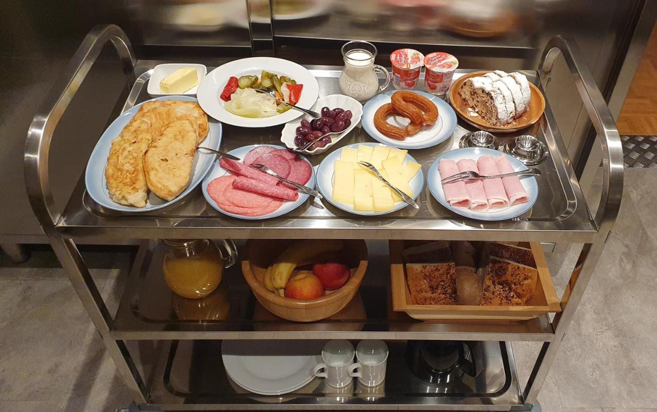Ruhige Gästesuite mit Frühstück Rhauderfehn Exterior foto