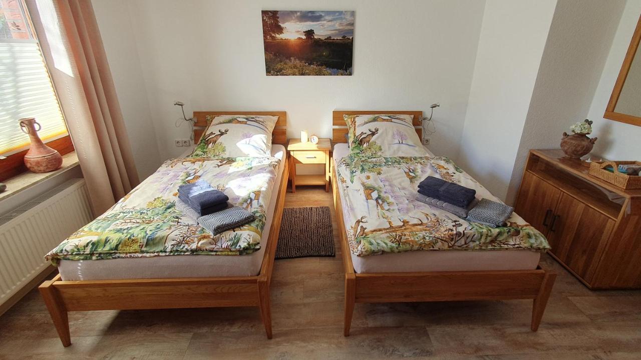 Ruhige Gästesuite mit Frühstück Rhauderfehn Exterior foto