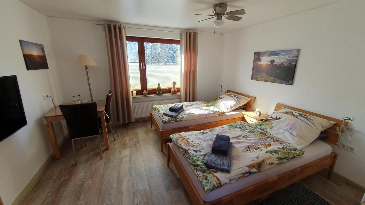 Ruhige Gästesuite mit Frühstück Rhauderfehn Exterior foto