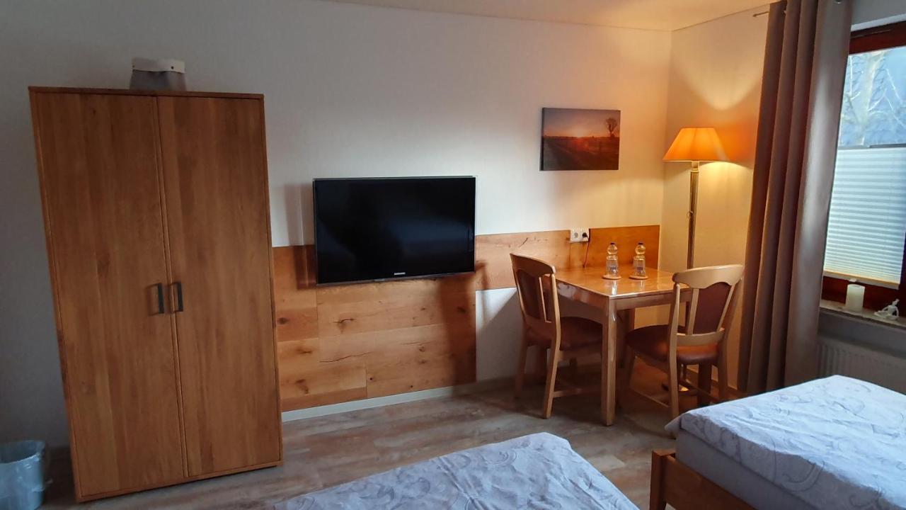 Ruhige Gästesuite mit Frühstück Rhauderfehn Exterior foto